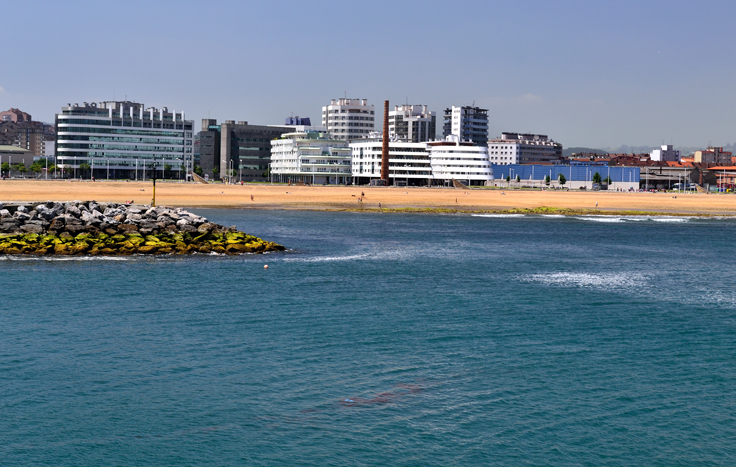 Playa de Poniente (Gijón) Playa de Poniente (Gijón)