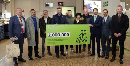 Imagen Asturias alcanza los dos millones de pasajeros  anuales en el aeropuerto, un hito histórico que  refleja el gran salto de calidad en las  comunicaciones