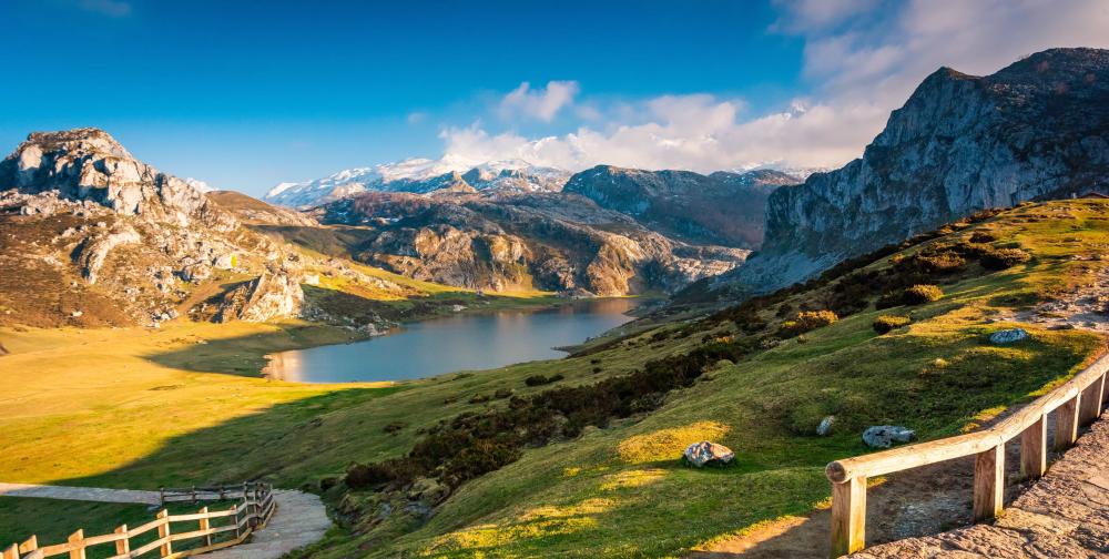 Ir a Imagen Las nuevas restricciones de acceso a los  lagos de Covadonga entran en vigor  esta medianoche